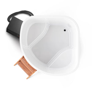 Scandinavian Corner Cold Plunge With Cold Water Generator